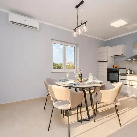 Maris Apartman Tribunj (Sibenik-Knin)