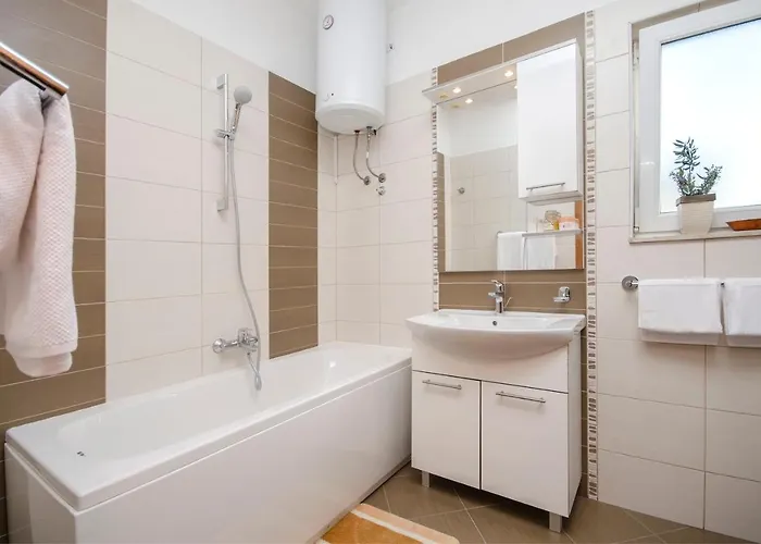 Maris Apartament Tribalj